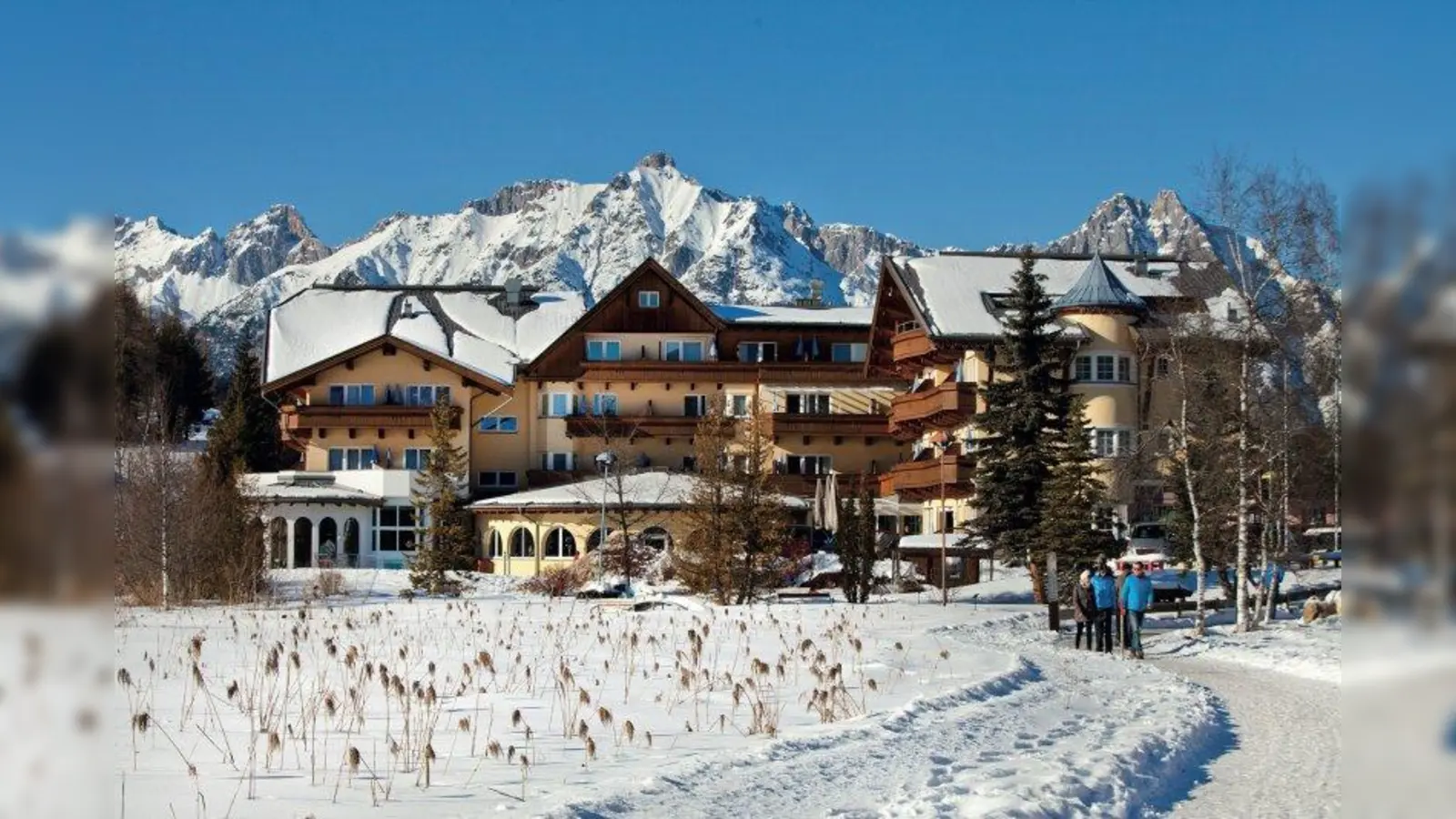 Perfekter Ausgangspunkt für Winterabenteuer und Verwöhnoase zugleich ist das Hotel Seespitz-Zeit. (Foto: pi)
