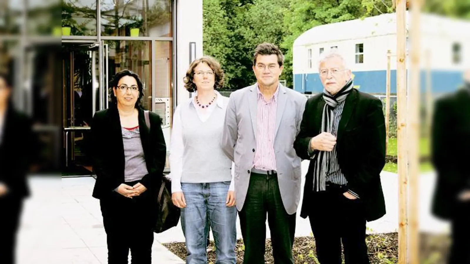 Bei der Eröffnungsfeier (v.l.): Gülseren Demirel, Karin Ruckdäschel, Stefan Fischer und Hans Negele. 	 (Foto: sl)