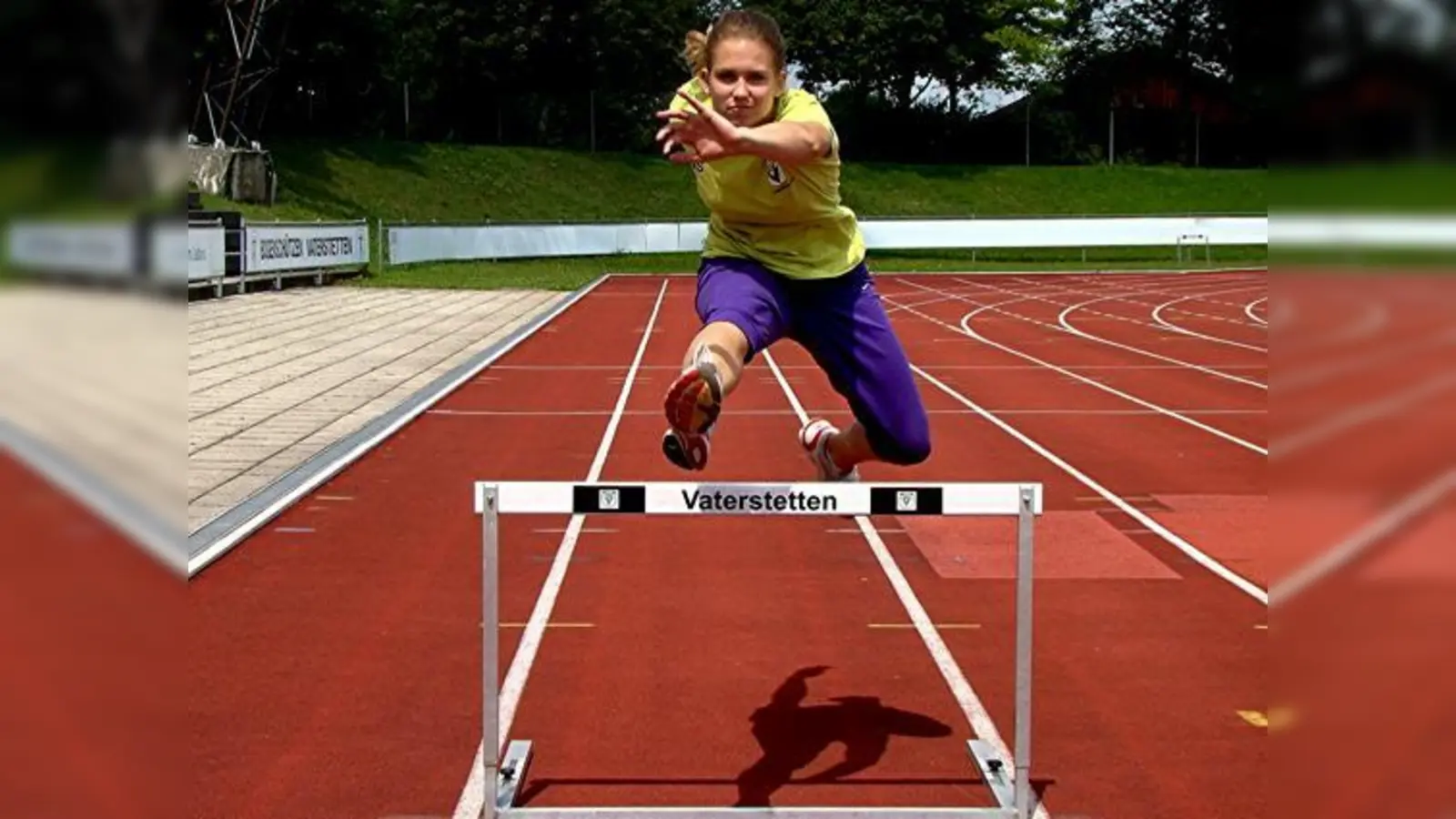Die gehörlose Leichtathletin Georgina Schneid aus Zorneding nimmt alle Hürden mit Bravour. 69 sportliche Titel hat sie sich bislang gesichert.	 (Foto: ka)