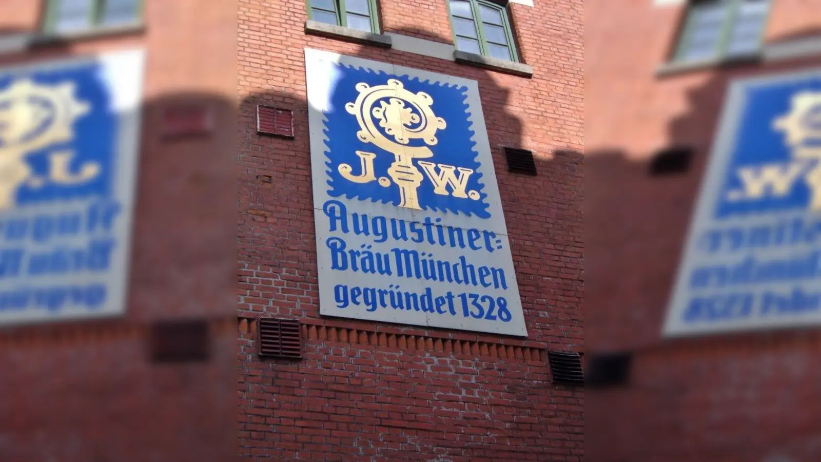 J.W. – die Initialen von Josef Wagner, der die Brauerei im 19. Jahrhundert zum Blühen brachte. (Foto: AH)
