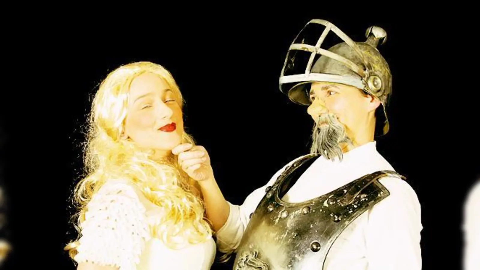 Der Ritter und sein Fräulein: Wird es ein Happy End geben?	 (Foto: Deutsches Theater)