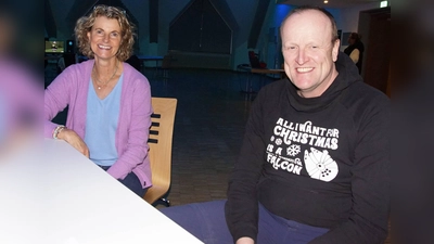 Stephanie Schütze und Norbert Pitters vom Arbeitskreis Digital. Sie kümmert sich um die digitale Senioren-Sprechstunde, er war bei der LAN-Party voll aktiv. (Foto: bro)