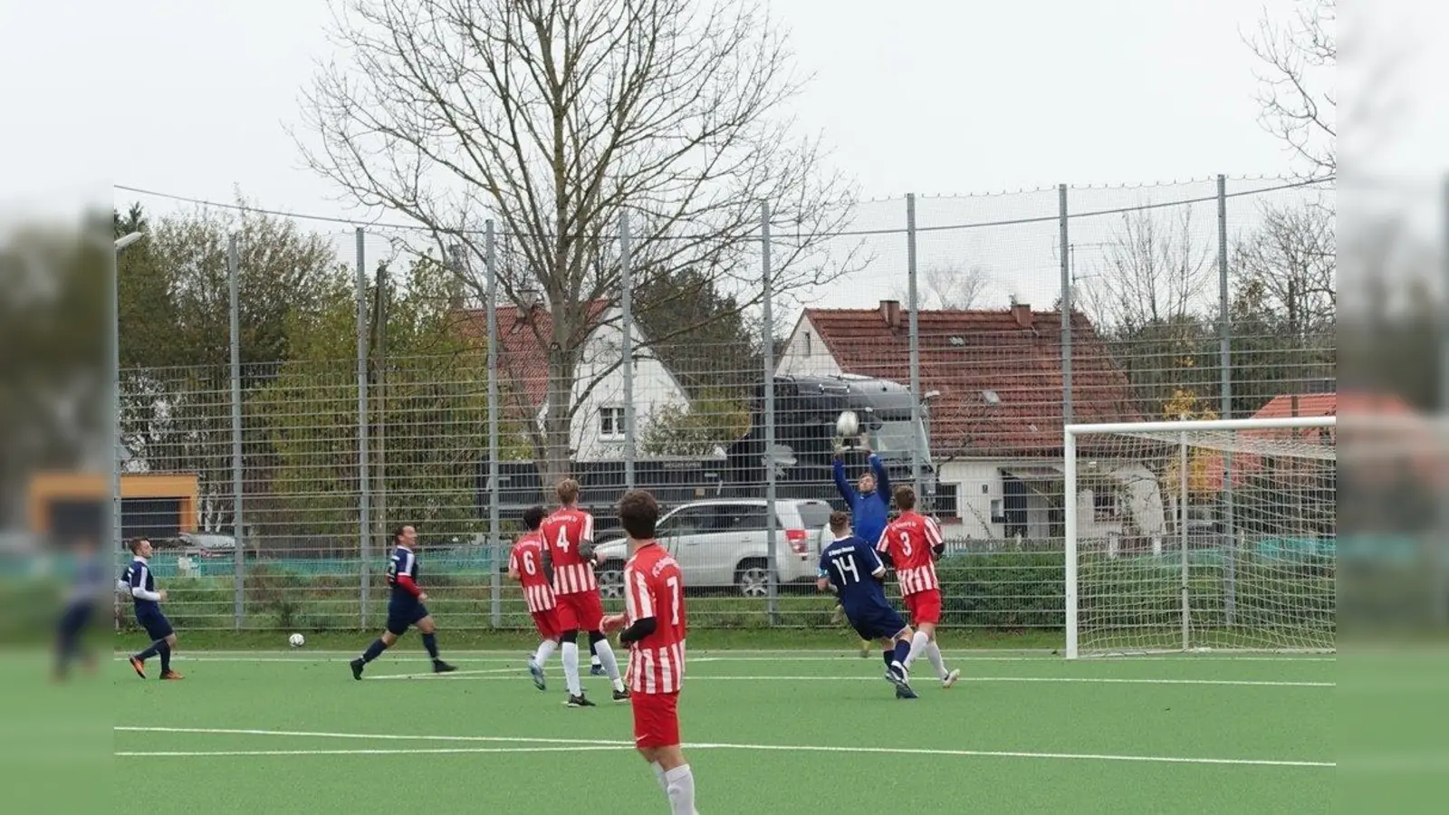 Der FC Olympia Moosach verliert das Heimspiel gegen den FC Schwabing II mit 0:2 (0:1) und bleibt damit auf einem Abstiegsplatz. (Foto: Verein)