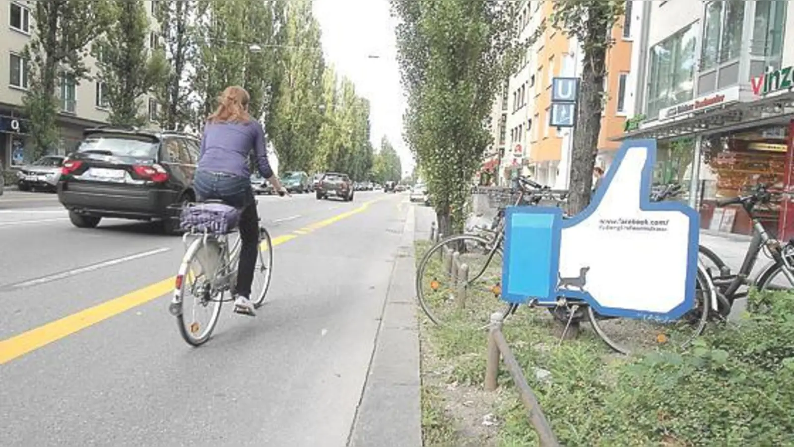 Green City wünscht sich, dass der breite Fahrradweg an der Lindwurmstraße nach Ende der Bauarbeiten bestehen bleibt.	 (Foto: Green City e. V.)