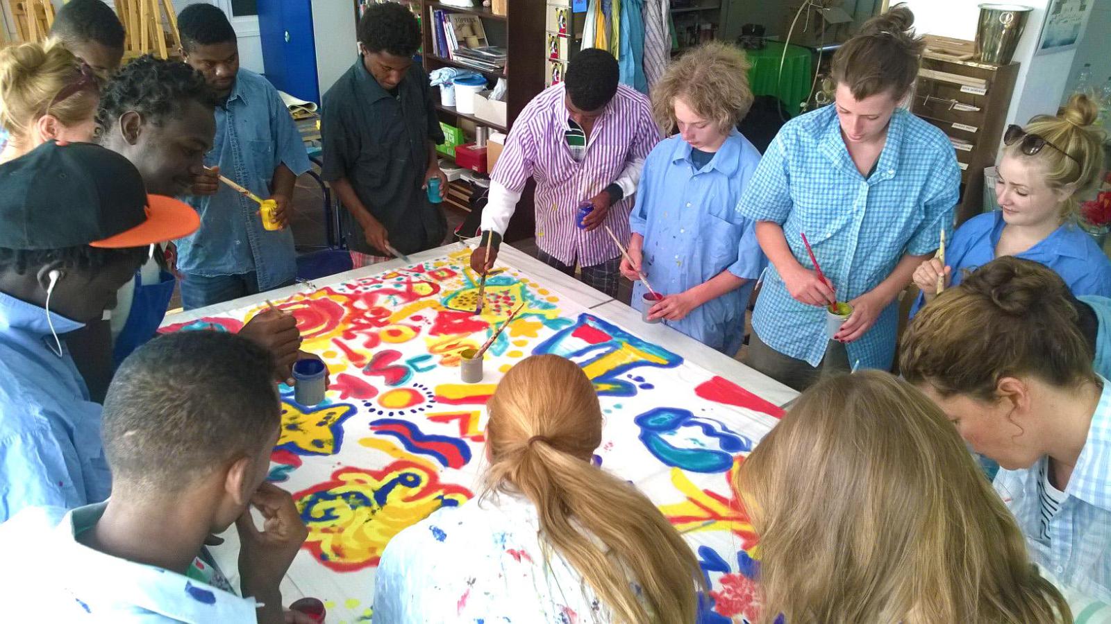 Fl-chtlingshilfe-bietet-Malworkshops-an