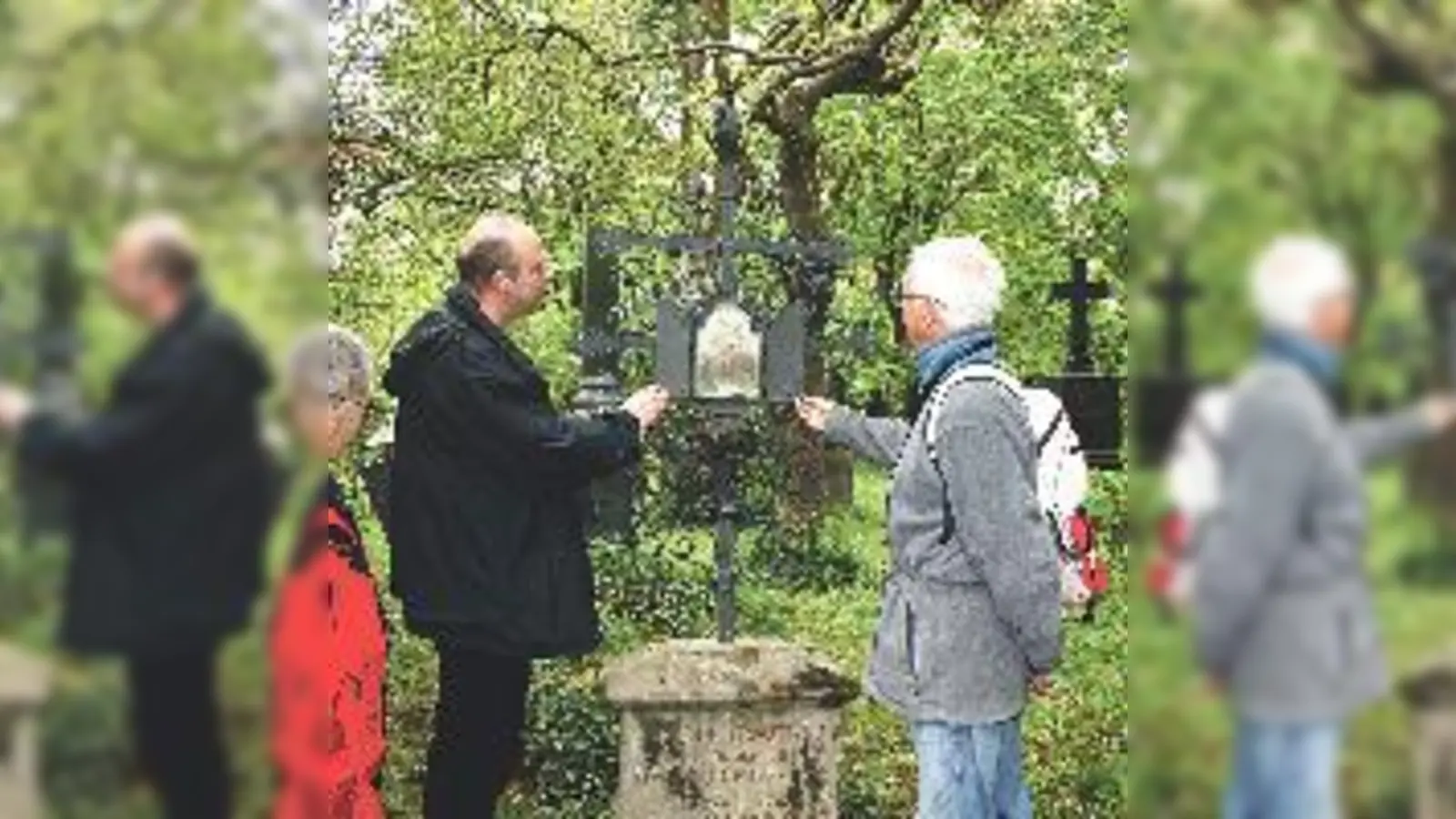 Sehr beliebt, deshalb sollte man sich für die Friedhofsführungen (hier am Alten Nordfriedhof) rechtzeitig anmelden.  (Foto: ms)