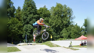Benedikt Bichlmeyr bewies auch im internationalen Vergleich sein fahrerisches Können. (Foto: BMX-Team Peißenberg)