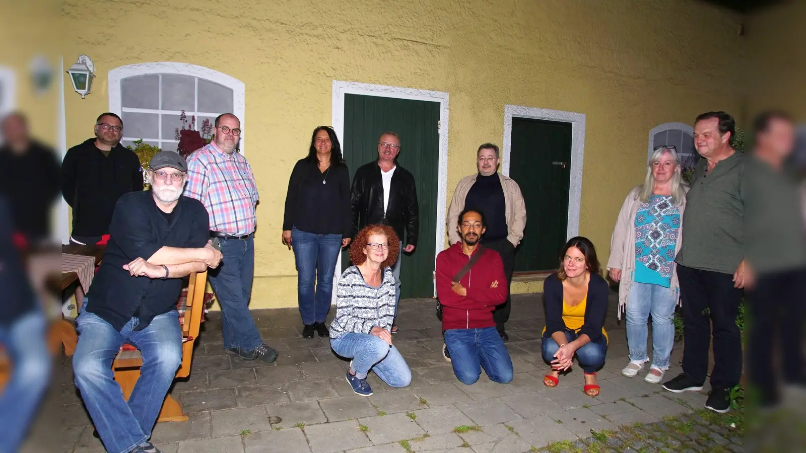 Die Gründer von "cultiamo", dem neuen Kunst- und Kulturverein in Hallbergmoos, möchten so schnell wie möglich mit einem Programm loslegen. (Foto: Brosch)