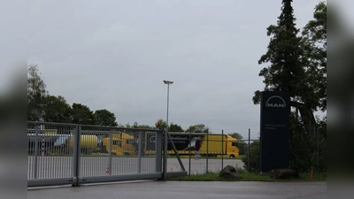 Die Teststrecke 2 der Firma MAN befindet sich in der Karlsfelder Straße. (Foto: sb)
