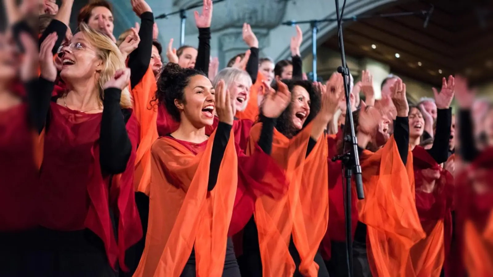 Gemeinsam mit dem Gospelchor St. Lukas einen interaktiven und virtuellen Gottesdienst erleben. (Foto: Rolf Demmel.)
