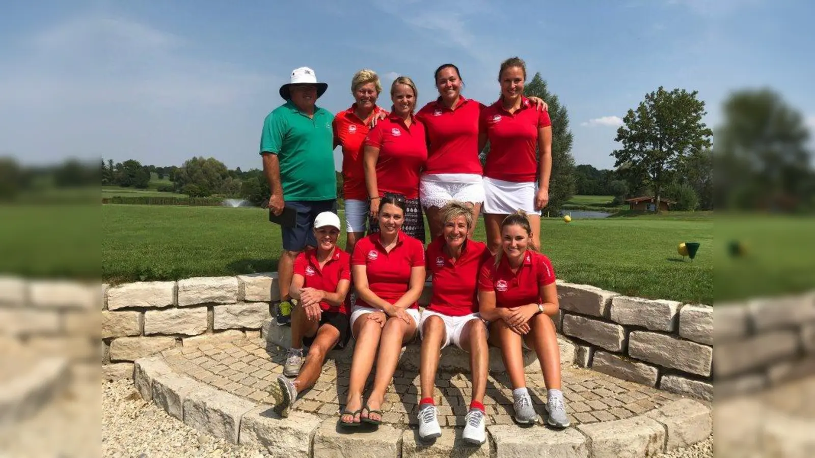 Die erfolgreichen Damen mit ihrem Golfpro David Martin. (Foto: GC Rottbach)