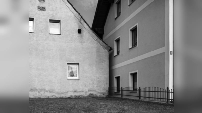 Die Fotoausstellung „Dahinten gehts nicht weiter“ von Olaf Unverzart richtet den Blick auf Übergänge und Abbrüche. (Foto: Unverzart )