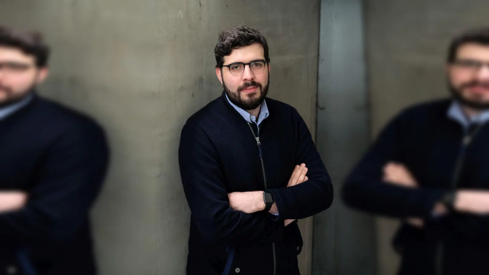 Christian Alt (Foto) und sein Kollege Christian Schiffer haben ausgiebig über Verschwörungstheorien in der Bundesrepublik recherchiert. (Foto: Peter-Andreas Hassiepen)