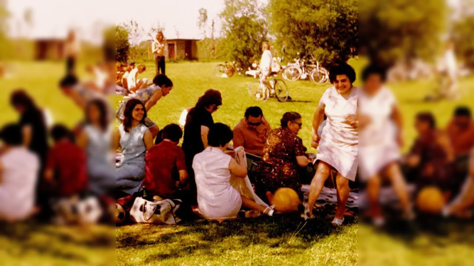 In München angekommen: Privatfoto der »Gastarbeiterfamilie« Tsamaki aus dem Jahr 1970.	 (Foto: Fam. Tsamaki)