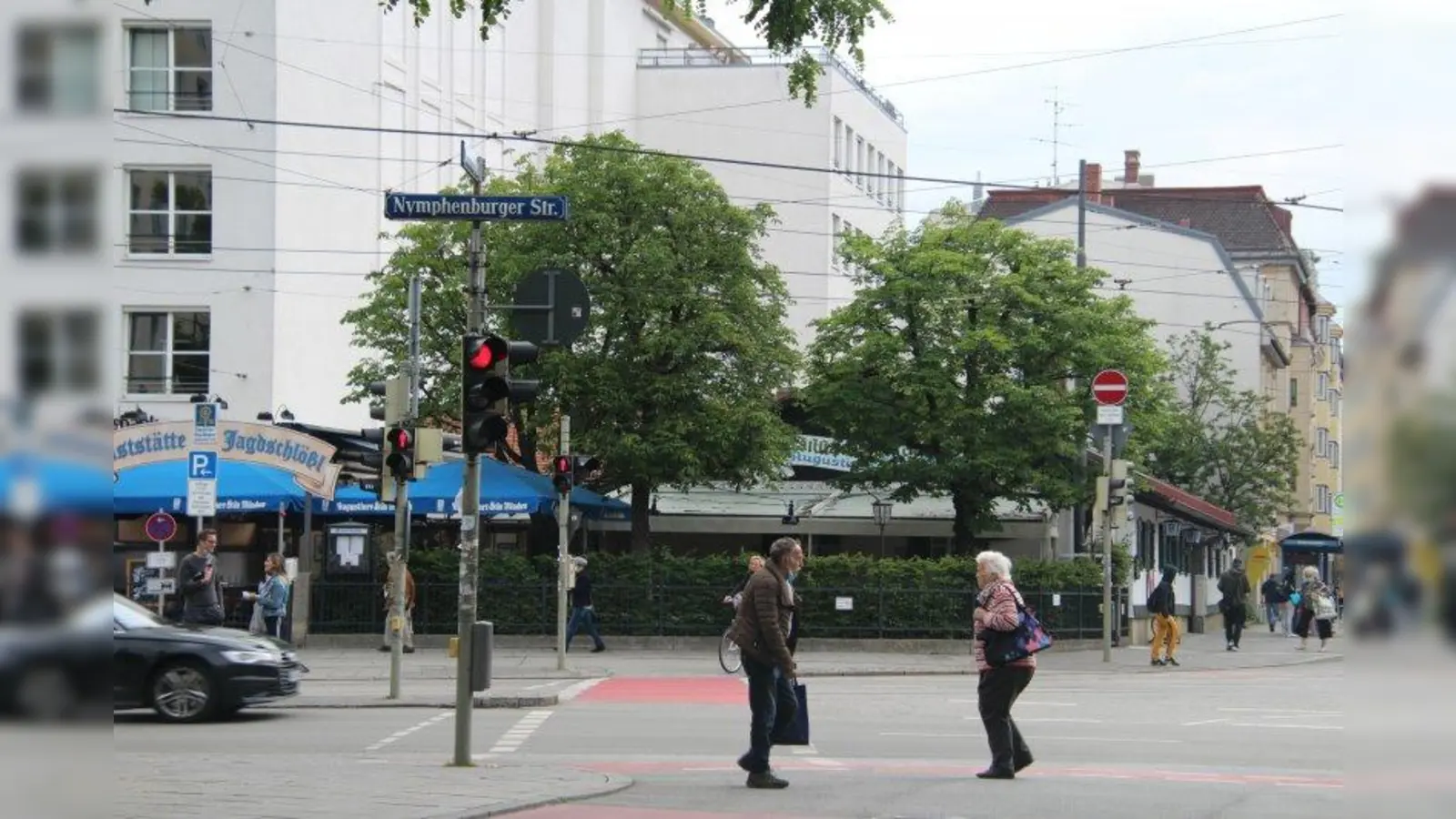 Keine Änderung: Die Ampelzeiten an der Kreuzung Rotkreuzplatz und Nymphenburger Straße bleiben wie sie sind. (Foto: sb)