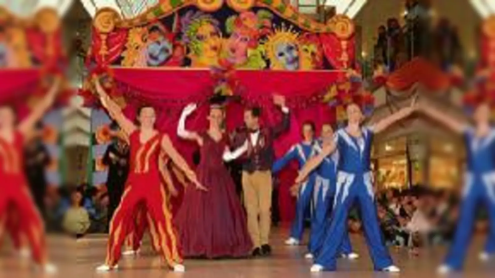 Hier steppt der Bär: Faschingsprogramm im  (OEZ.Foto: VA)