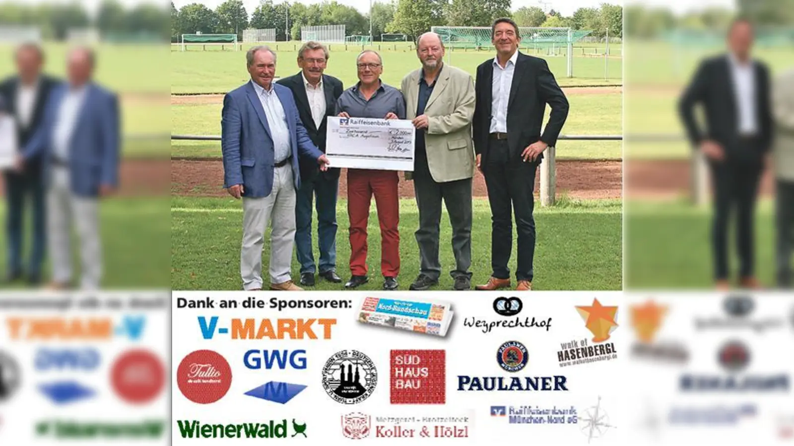 Reinhold Steurer (Bildungswerk) und Josef Schillhuber (Werkstätten) nahmen den Scheck von Joachim Horn, Dr. Rainer Großmann und Ernst Kreisl von der Münchener Nord-Rundschau entgegen. 	 (Foto: VA)