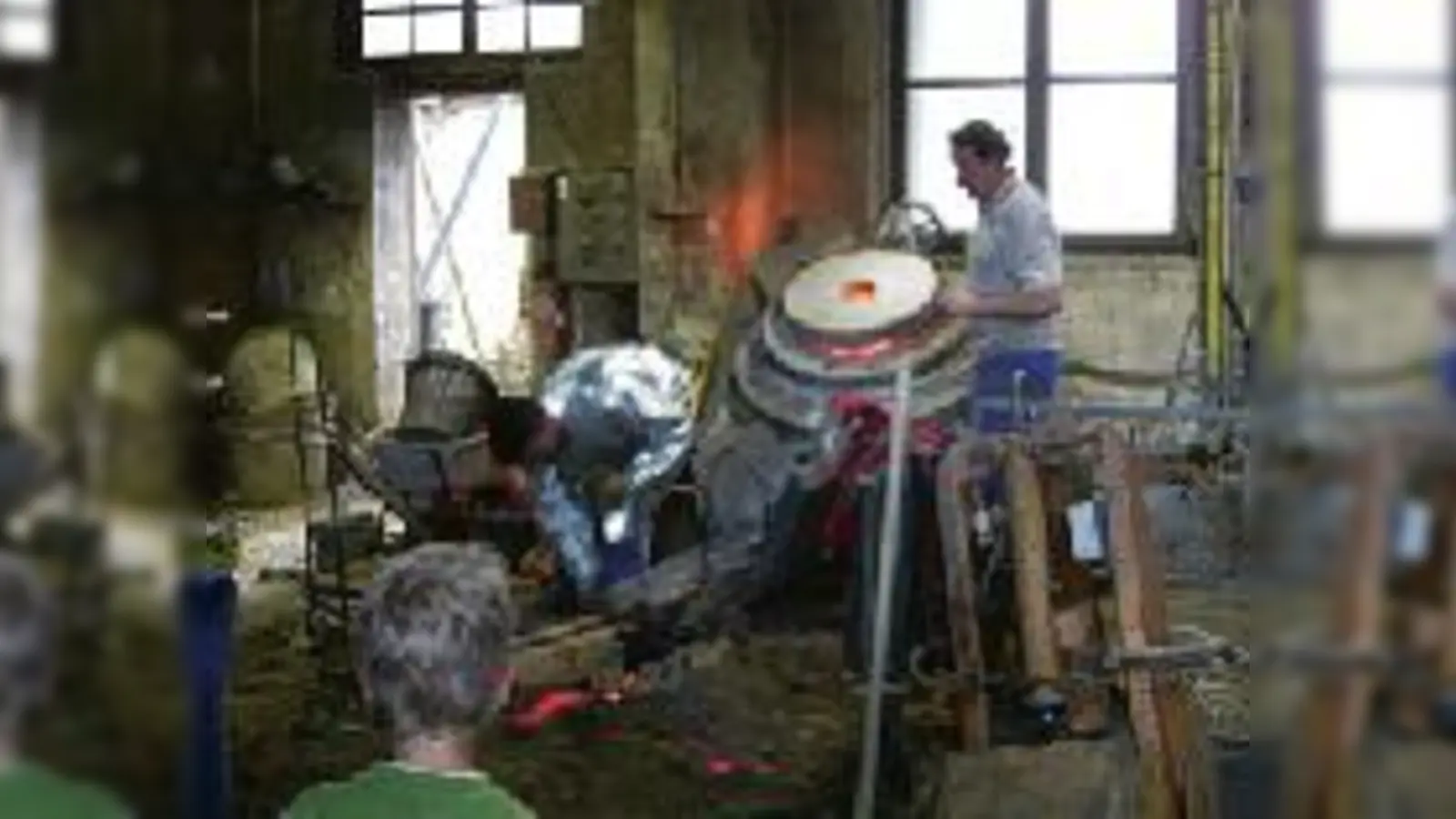 Die Glockengießerei beeindruckte nicht nur den siebenjährigen Jonathan.	 (F.: VA)