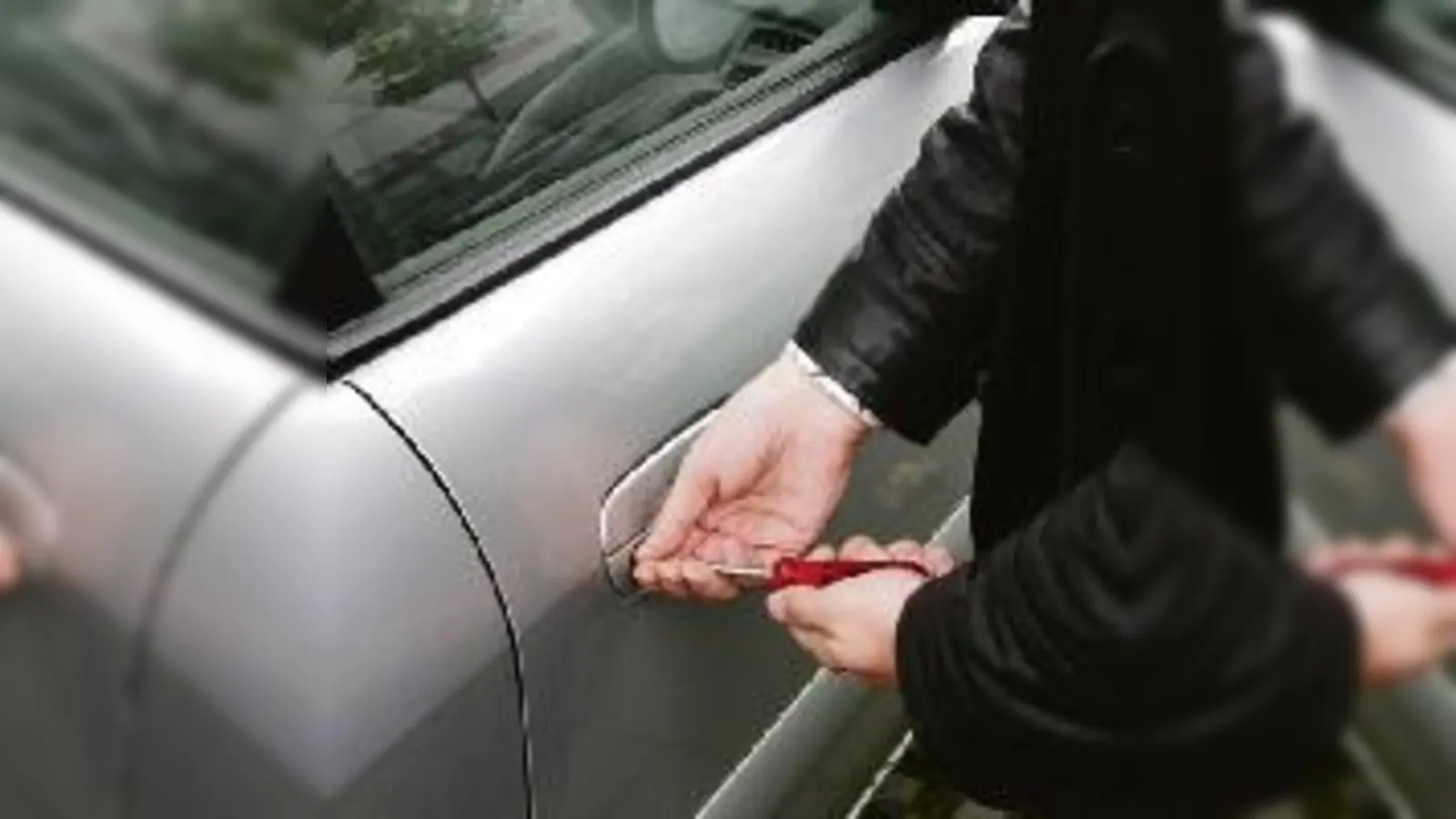 »Dass da auch Autos dabei waren ist nicht auszuschließen«: 45 schwere Diebstähle hatte der 15-Jährige laut Polizeiangaben bereits auf dem Kerbholz. Erwischt wurde er wieder, als er in Bad Tölz verdächtig um ein Auto schlich.  (Foto: gf)