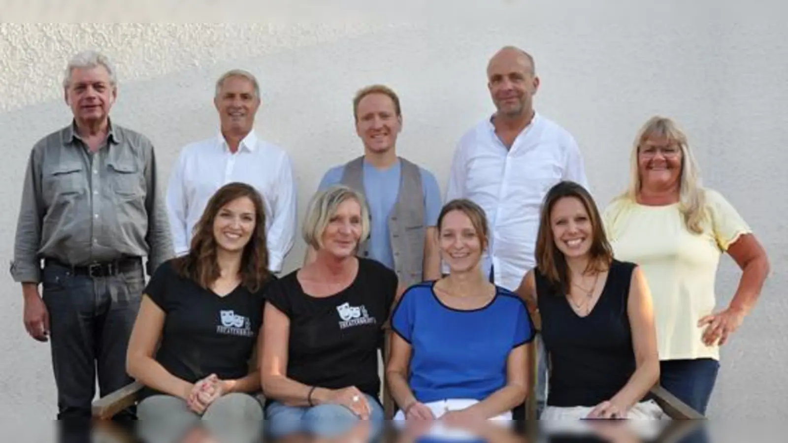 Das Theaterbrett &amp;#769;l 1993 aus Zamdorf spielt in diesem Jahr die Komödie Residenz Schloß &amp; Riegel, eine Komödie in drei Akten von Winnie Abel.   (Foto: VA)