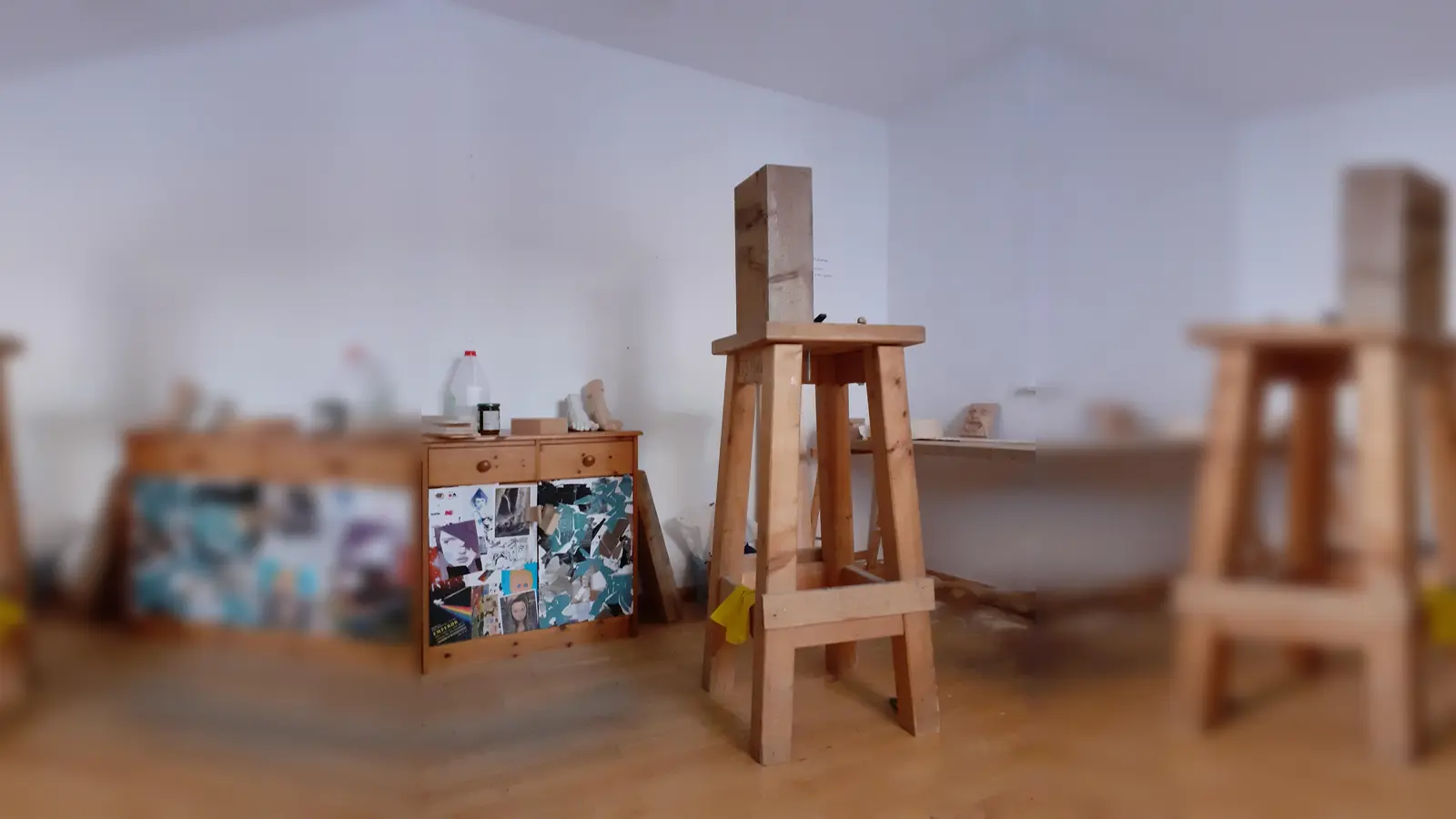 Kreative, die die KunstÜbunsRäume (KÜR, Foto) in Milbertshofen nutzen, sind bei „Kunst im Karree” in der Georgenstraße zu Gast.  (Foto: mha)