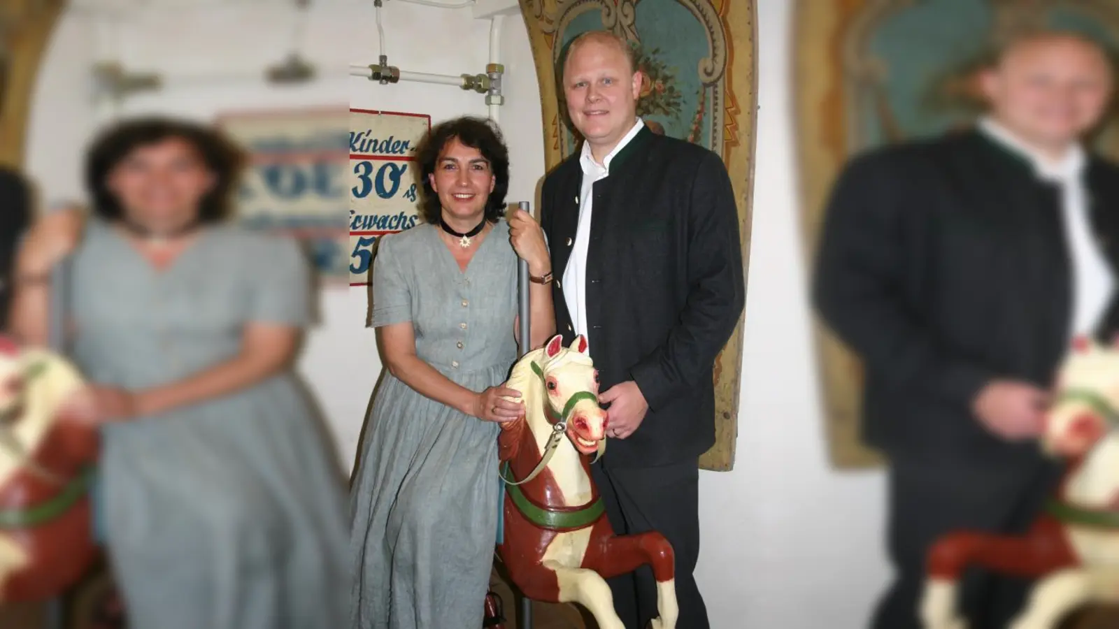 Filmemacherin Dr. Sybille Krafft mit dem Leiter des Oktoberfestmuseums, Lukas Bulka. (Foto: jk)