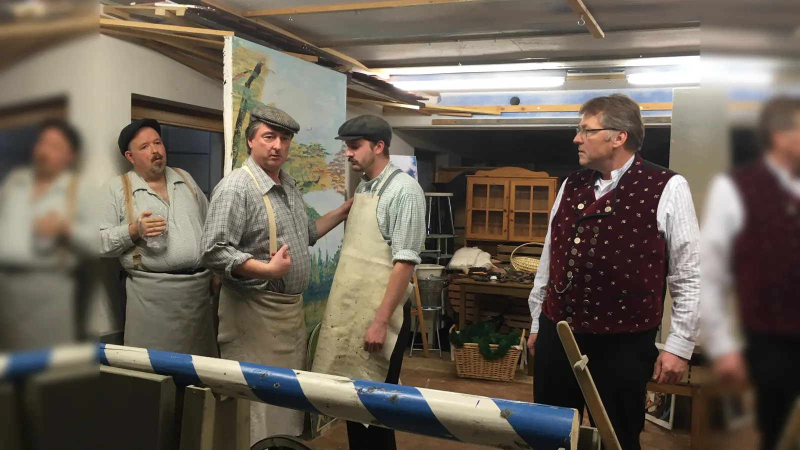 Beim traditionellen Zwickelbacher Maibaummessen wird entschieden, wer den nächsten Bürgermeister stellt. (Foto: VA)