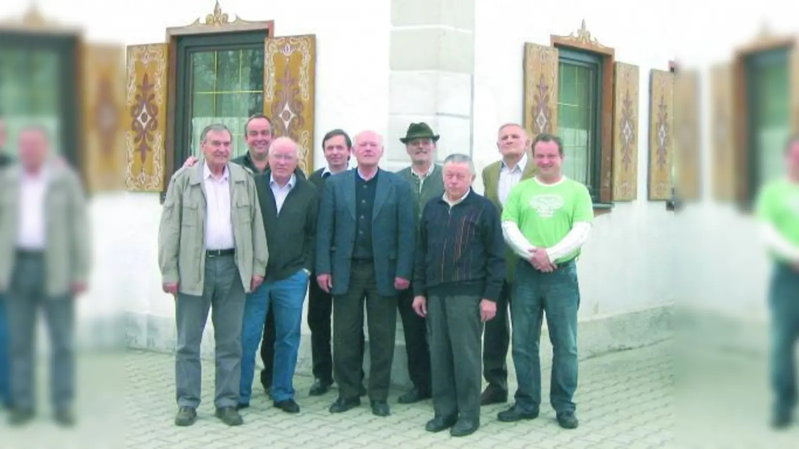 Der neue Vorstand der Veteranen- und Reservistenkameradschaft Obermenzing. (Foto: pi)