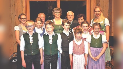 Über 80 Zuhörer erfreuten sich an den heimatlichen Klängen und einem  »griabigen« Heimatabend in Arget.	 (Foto: VdK)