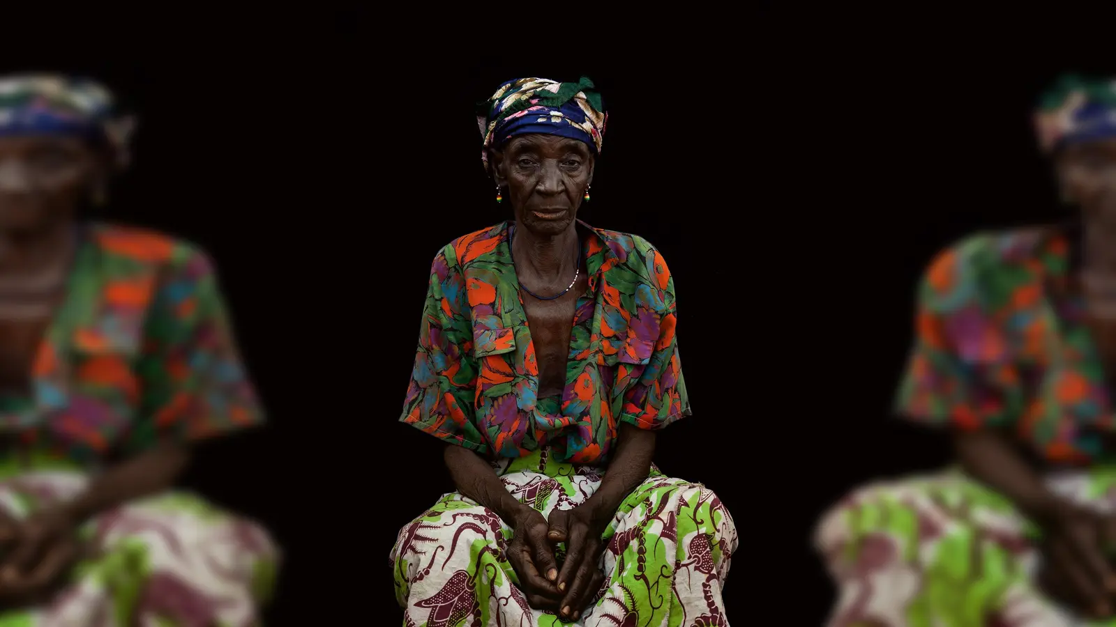 In ihrer ganzen Verletzlichkeit, aber auch in ihrem ganzen Stolz zeigt die Fotoausstellung die als Hexen beschuldigten Frauen in Ghana. (Ann-Christine Woehrl, Porträt von Damu Dagon) (Foto: © Ann-Christine Woehrl)