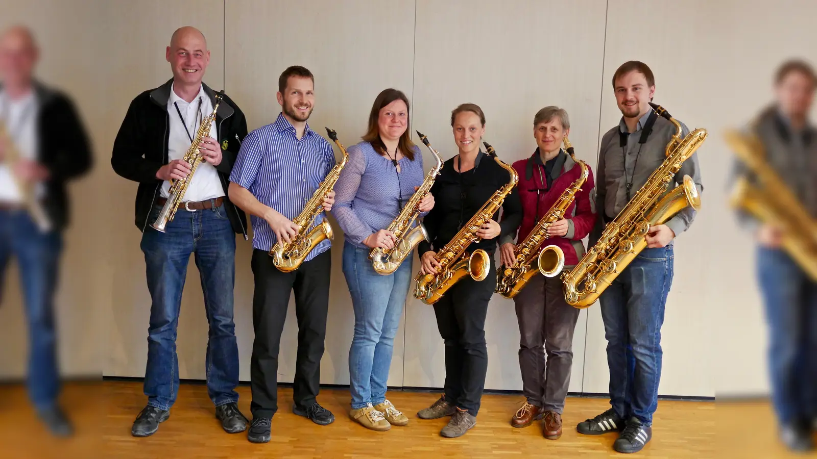 Das Saxophonsextett der Blaskapelle Höhenkirchen-Siegertsbrunn wird am 11. Mai für einen guten Start ins Wochenende sorgen. (Foto: VA)