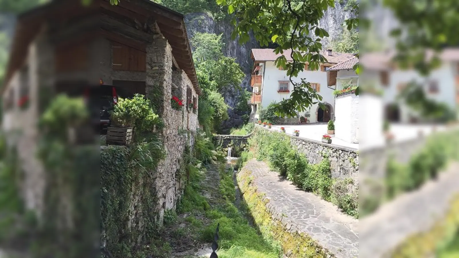 Margreid  ein malerisches Dorf südlich von Bozen.	 	 (Foto: Andrea Seeböck)
