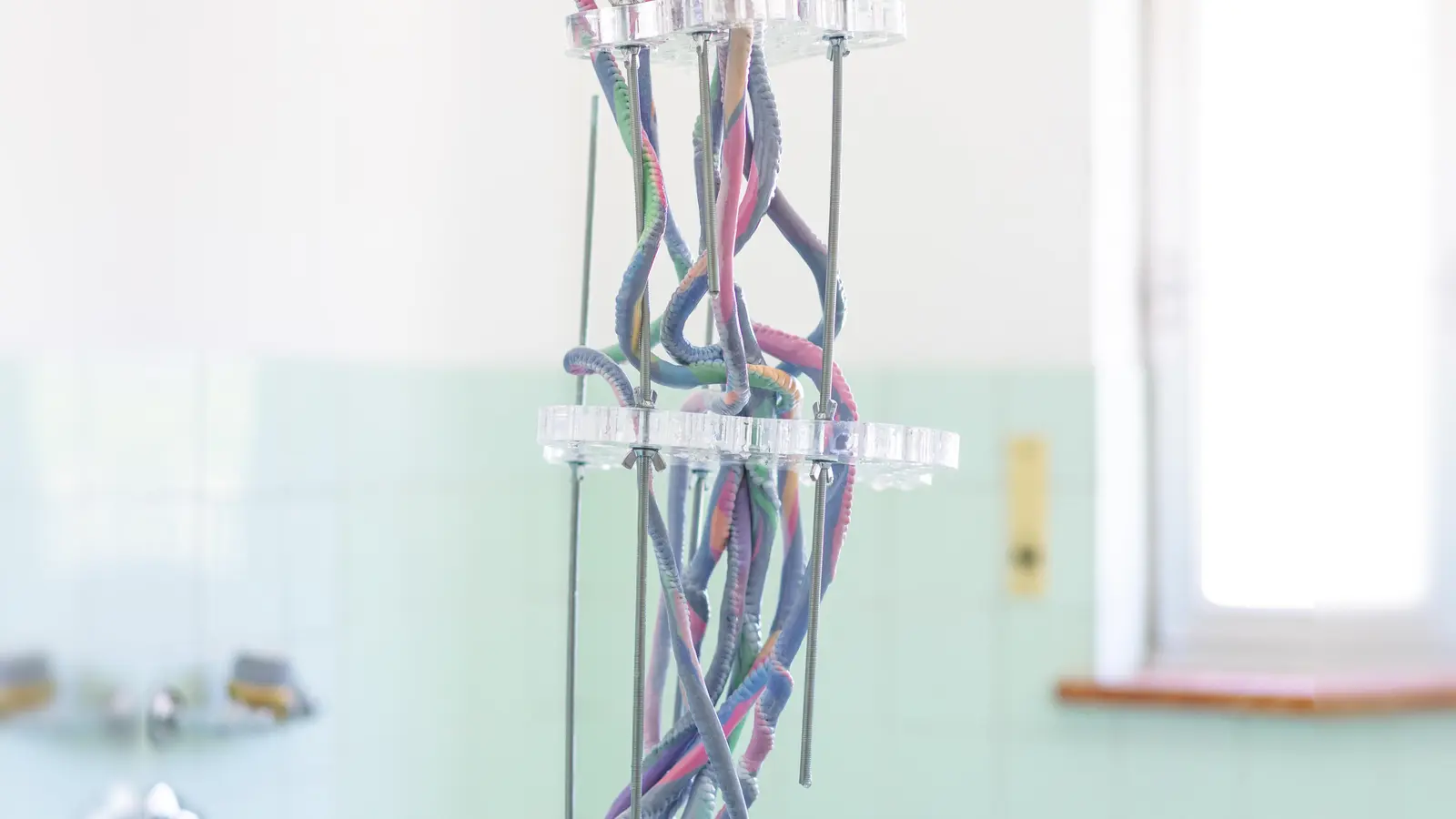 Diese Installation von Leo Heinik trägt den Titel „Säule articulated”. (Foto: Leo Heinik)