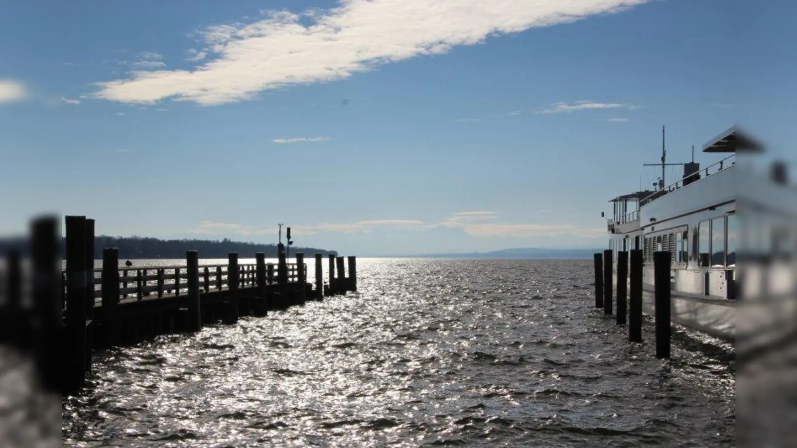 Einen Tag am Wasser genießen und gratis über den See schippern: Bayerische Schülerinnen und Schüler mit mindestens einer „1” im Zeugnis sind dazu eingeladen. (Foto: Huss-Weber/Archiv)