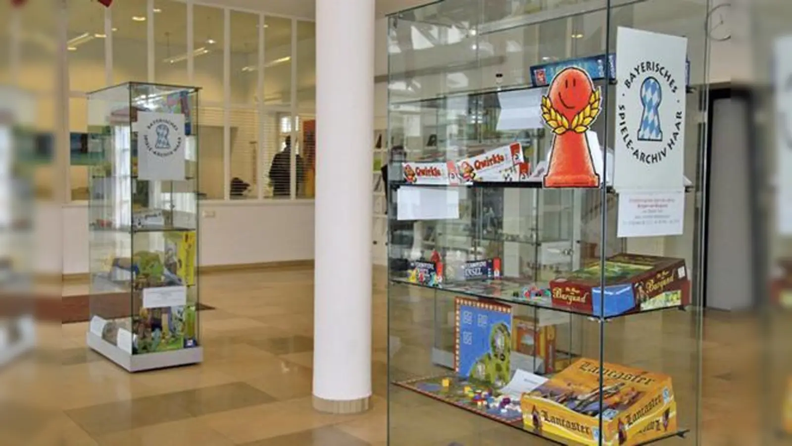 Noch bis Ende Januar kann man die Ausstellung des Bayerischen Spiele-Archivs besuchen.	 (Foto: Privat)
