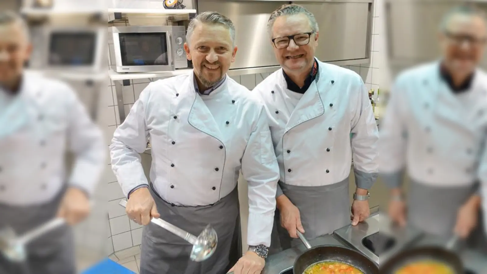 Thomas Huber und Martin Gruber (von links) beim Probekochen für die Tafel.  (Foto: VA)