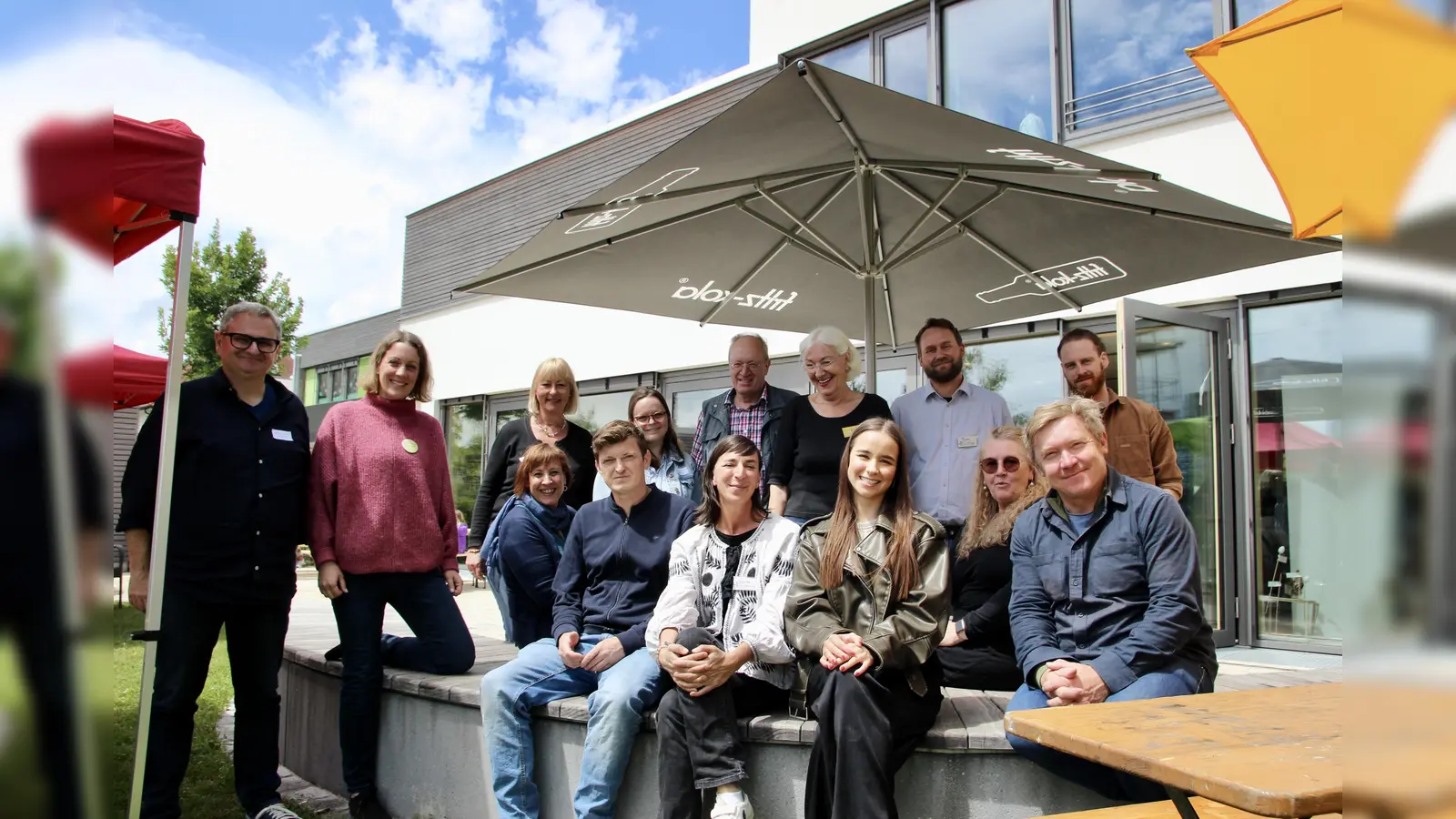 Fünfzehn verschiedene Einrichtungen präsentierten sich beim Sommerfest der sozialen Einrichtungen im „Gleis 24” in der Erna-Eckstein-Straße. (Foto: us)