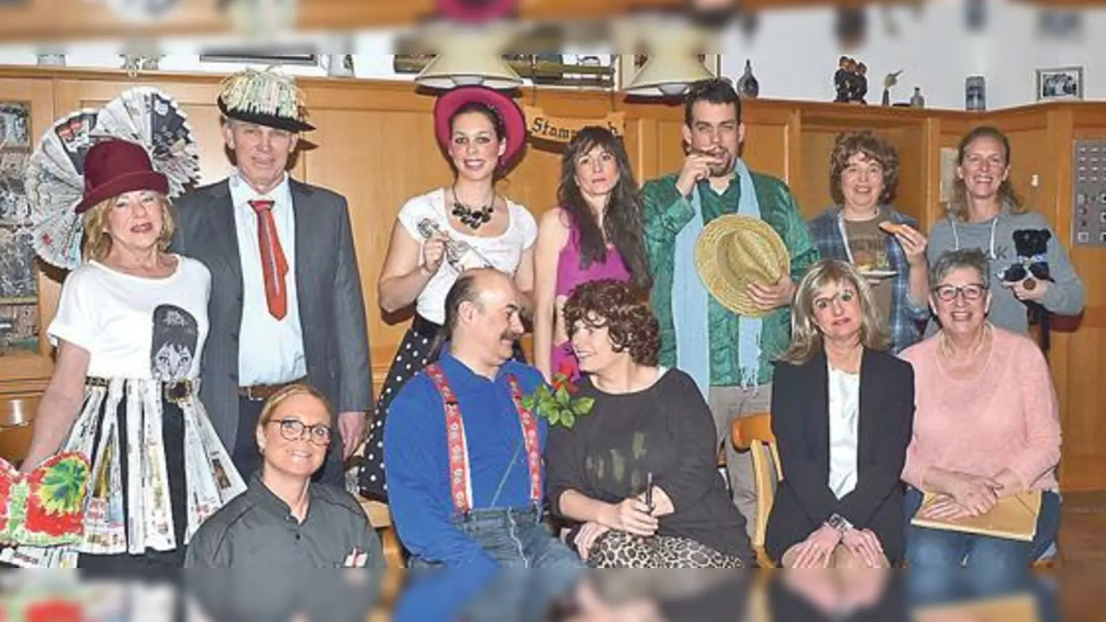 Spaß und gute Laune haben die Schauspieler der Gfildner Bühne bei den Proben und bei den Aufführungen und das bringen sie auch beim Publikum rüber.	 (Foto: Verein)