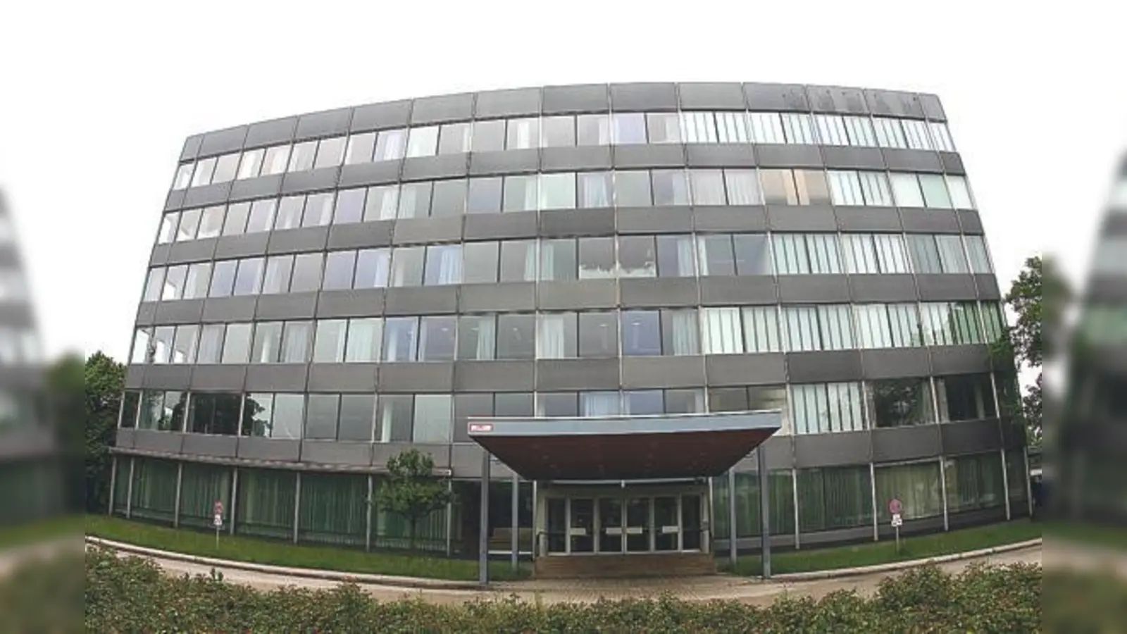 Auch über den Erhalt, die Renovierung und die mögliche Nutzung des denkmalgeschützten Osram-Gebäudes wurde nachhaltig diskutiert.	 (Foto: HH)