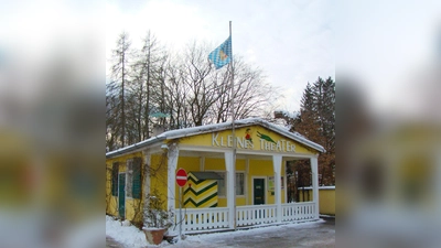 Das Kleine Theater im Pförtnerhaus im Bürgerpark Oberföhring. (Foto: O DM, CC BY-SA 3.0 de)