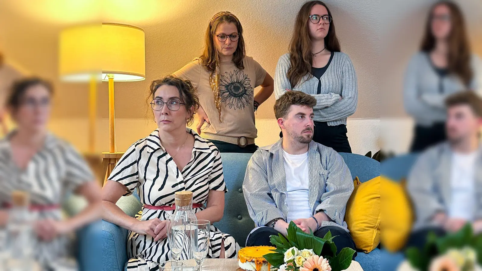 Auf einen vergnüglichen Abend darf man sich mit dem Team-Theater freuen. (Foto: Teamtheater Holzkirchen)