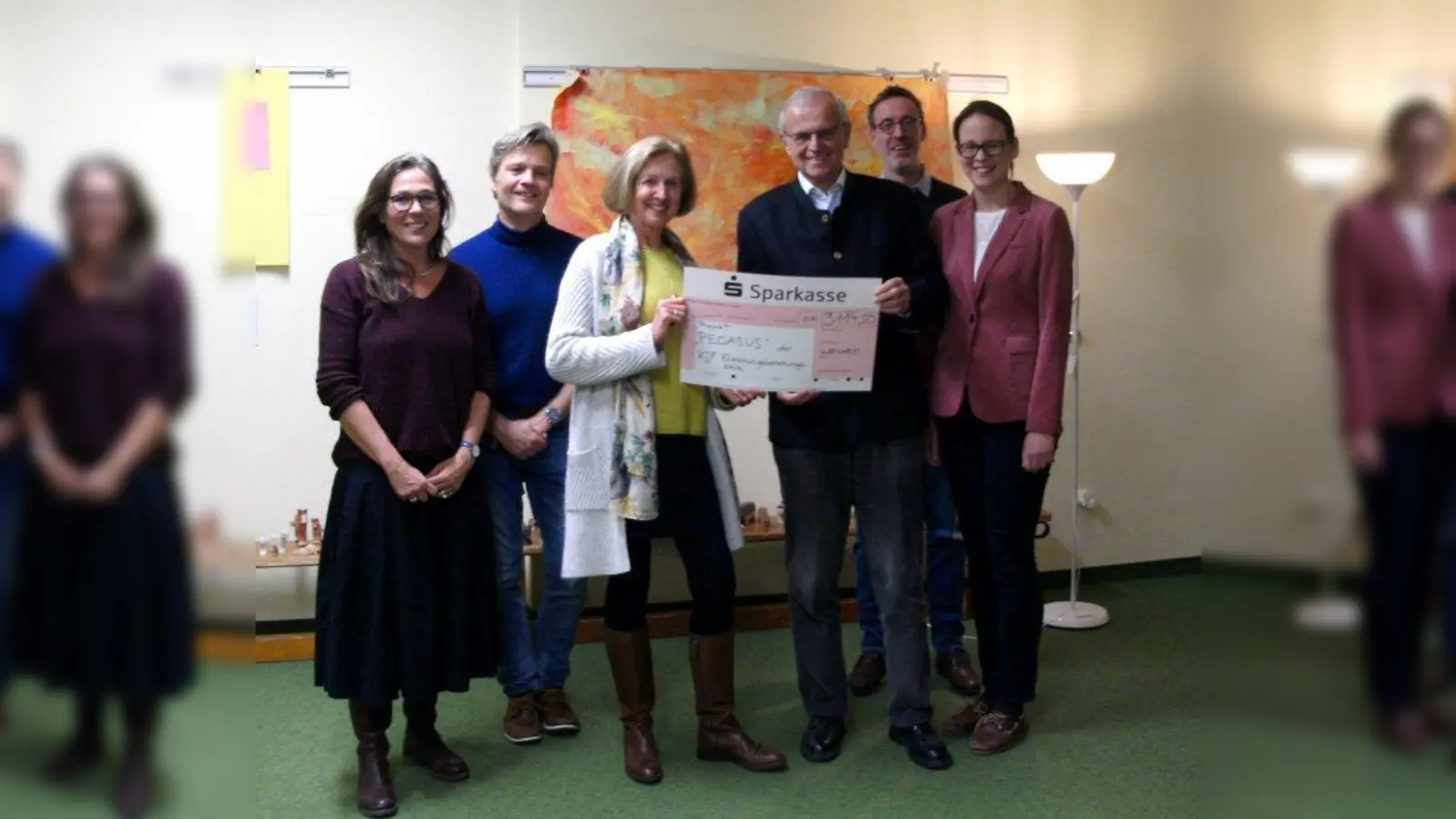 Für das „Projekt Pegasus“: Dr. Kirsten Goth, Kurt Dorn, Mechtild Gödde, Dr. Johannes Langer, Stefan Walser und Alexandra Bertl (von links). (Foto: S. Guggemoos / KJF Familienberatung)
