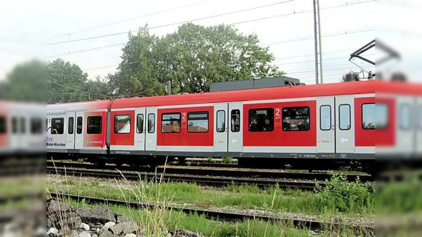 Östlich des Schmuckerweges entstehen zwei  Lärmschutzwände an der Bahnlinie.	 (Foto: bus)
