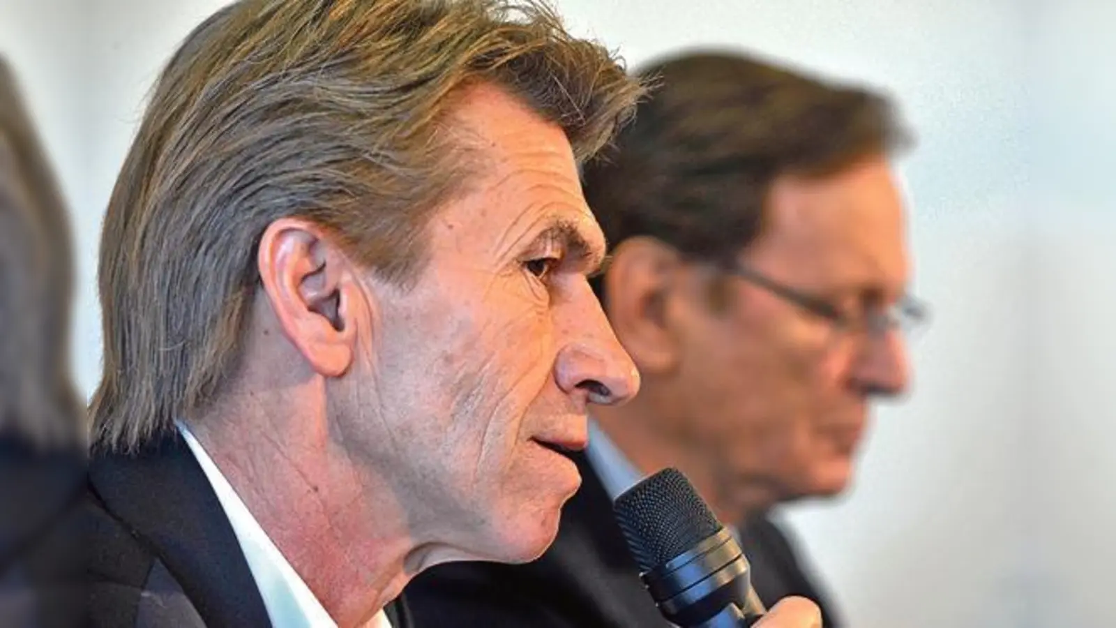 Trainer Klaus Augenthaler bleibt aber Präsident, ­Engelbert Kupka geht zum Saisonende.   (Foto: Schunk)