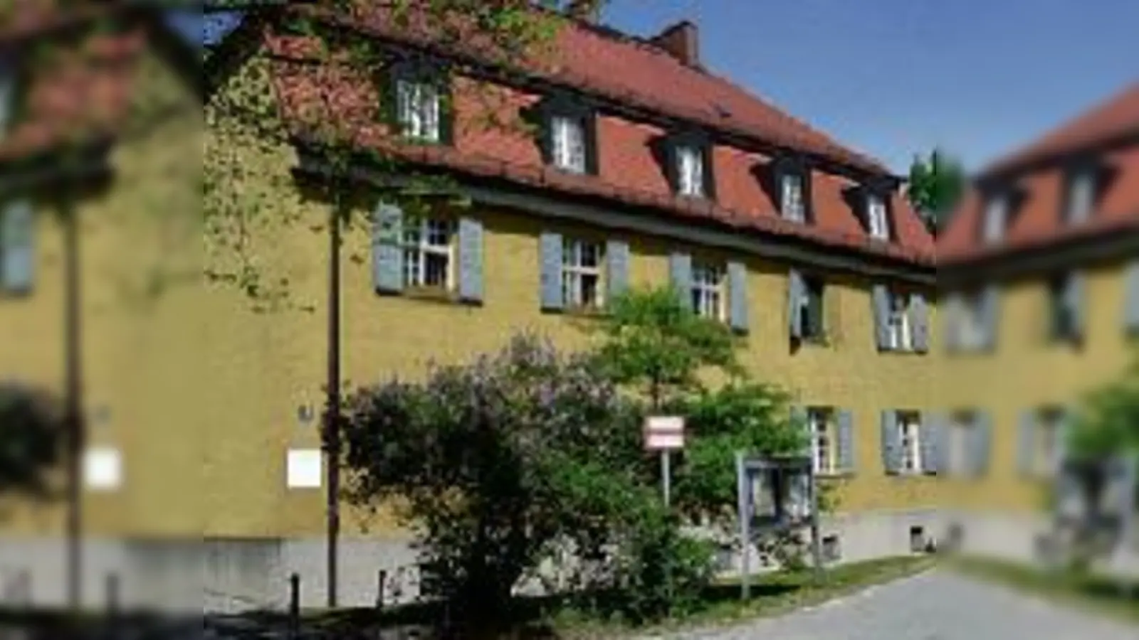 Soll ein Treffpunkt für alle Generationen werden: Das Walmdachhaus der Erlöserkirche. 	 (Foto: VA)