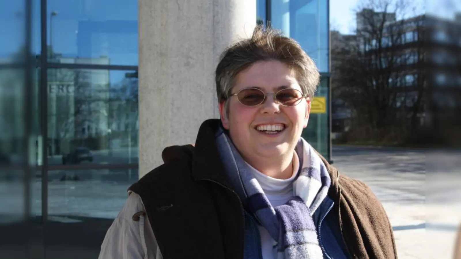 Felicitas Hansmann, Planegg: „Wir hätten beinahe Urlaub in Ägypten gemacht, haben uns aber zum Glück dann doch für Kuba entschieden. Ich würde jetzt erst mal abwarten, was in Ägypten noch passiert.“ (Foto: Fotos/Interviews: LE & RC)