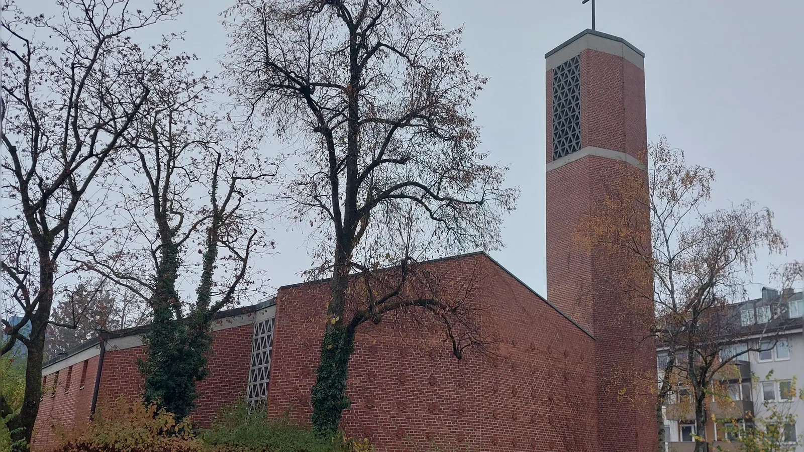 In der Offenbarungskirche tritt der Münchner Frauenchor „Fenice” auf. (Foto: bas)