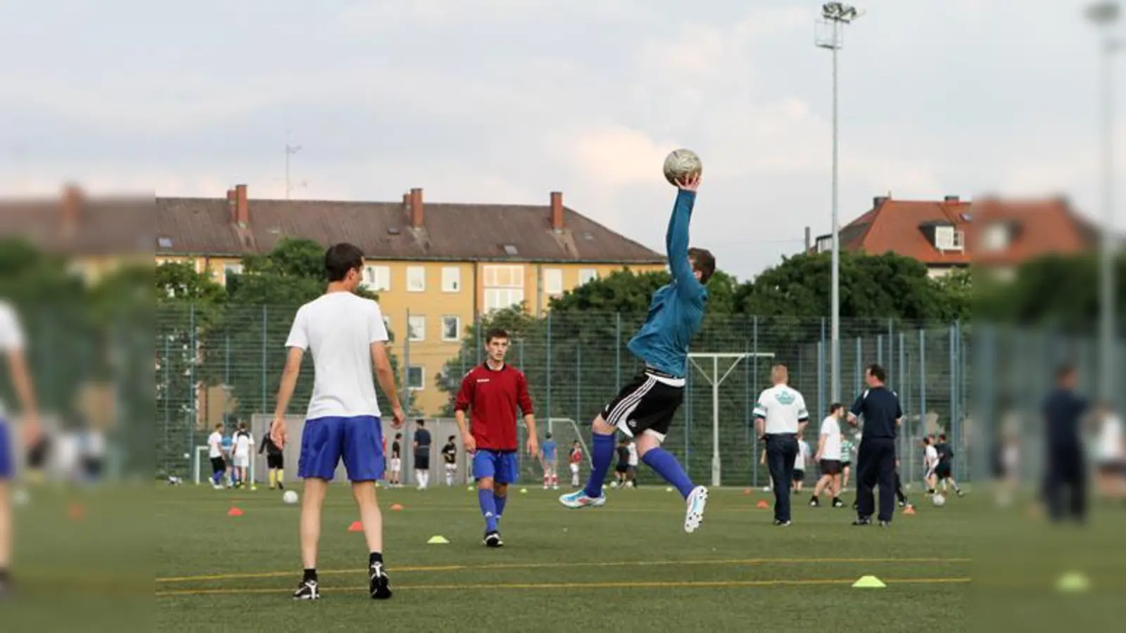 Großer Andrang beim Probetraining.  (Foto: A. Wild)