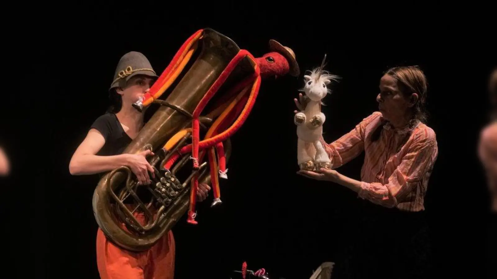 Das Klexs-Theater präsentiert sein Stück „Das Einhorn Adelmar”. (Foto: Wolfgang Diekamp)