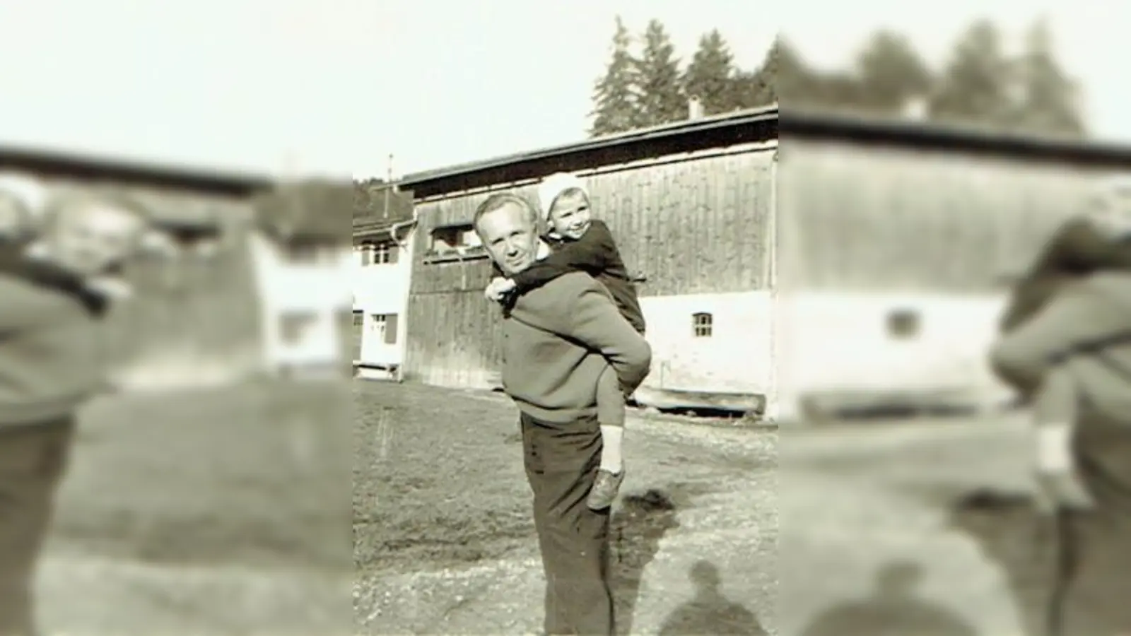 Walter Steffen  huckepack beim Vater. (Foto: privat)